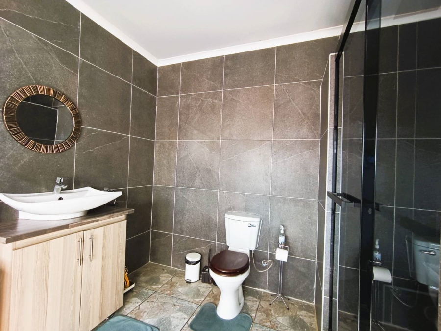 3 Bedroom Property for Sale in Bloemdal Free State